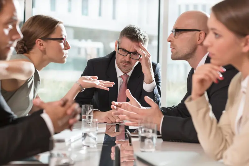 Tres consejos para evitar que los desacuerdos en una discusión acaben en una pelea