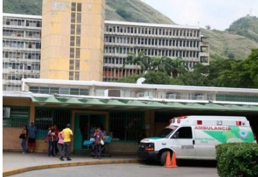 Madre del influencer asesinado en vivo fue operada y se recupera tras ser herida durante el ataque 