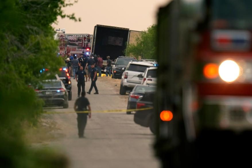 Dos coyotes serán sentenciados por la terrible muerte de 53 migrantes en Texas hace tres años